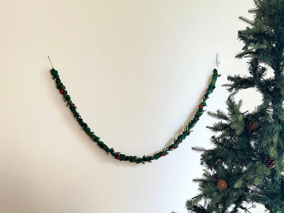 Felt Holly Garland