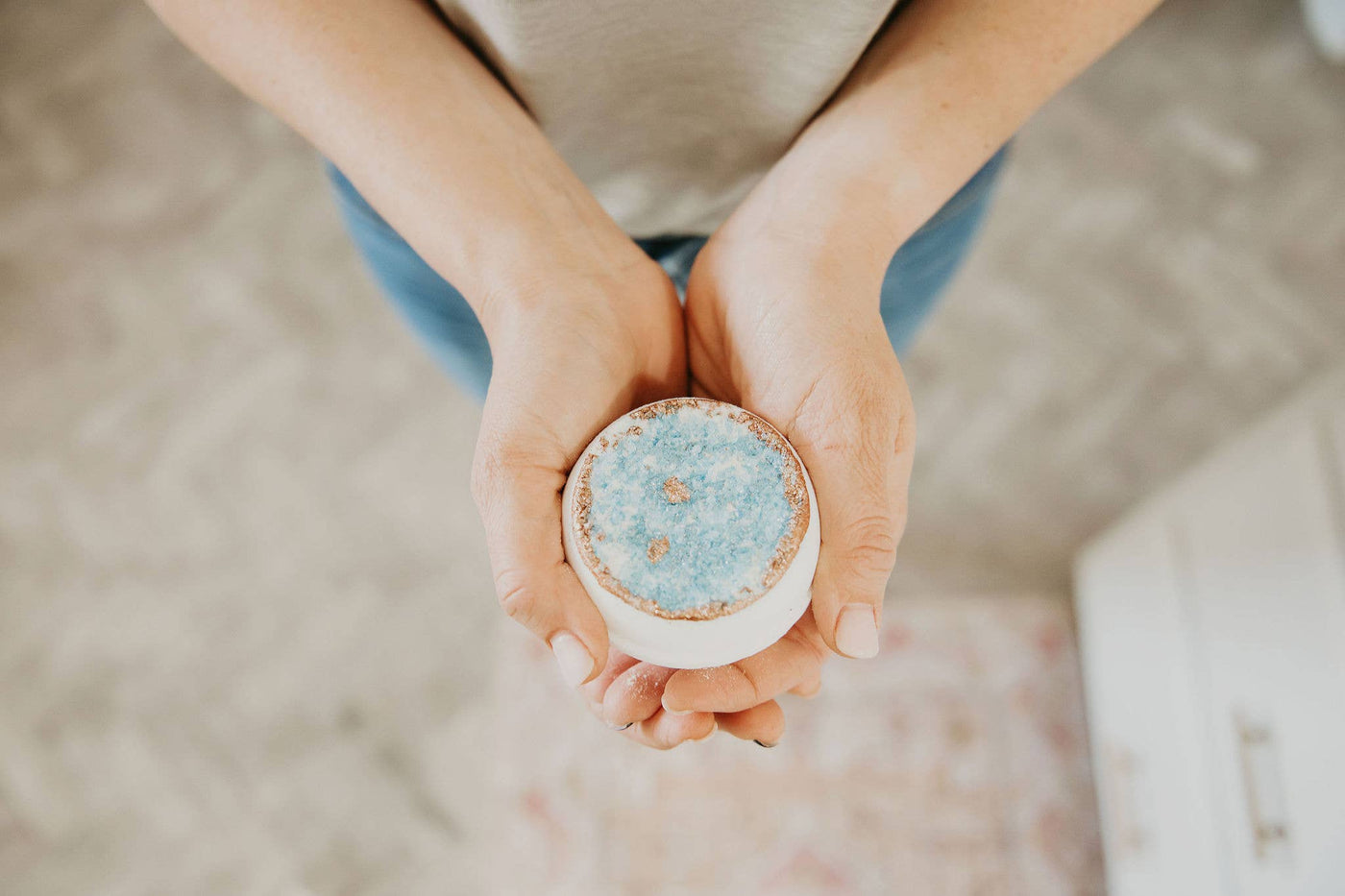 Crystal bath bomb - Turquoise, Blue + Gold