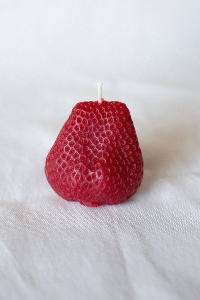 Beeswax Large Strawberry Candles - Thumbnail 2