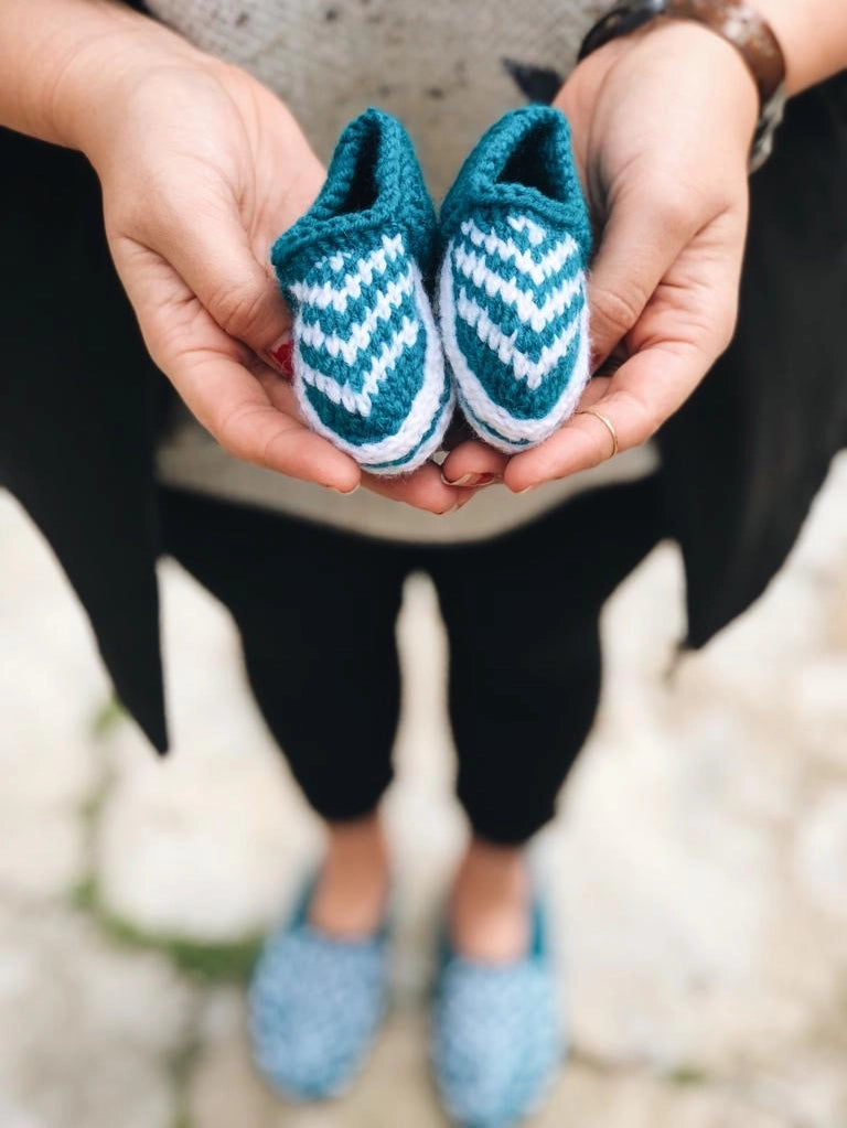 Azerbaijani Knit Baby Socks - Assorted Colors