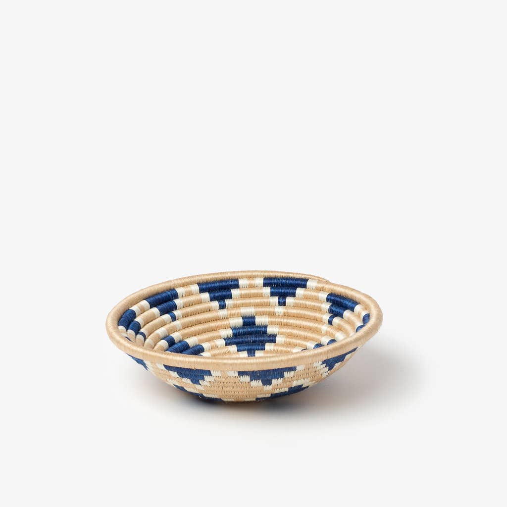 Akaneri Woven Bowls Black Diamonds - Small