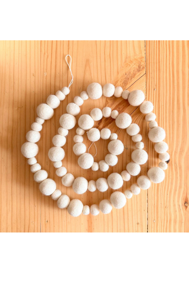 Felt White ZigZag Pompom Ball Garland