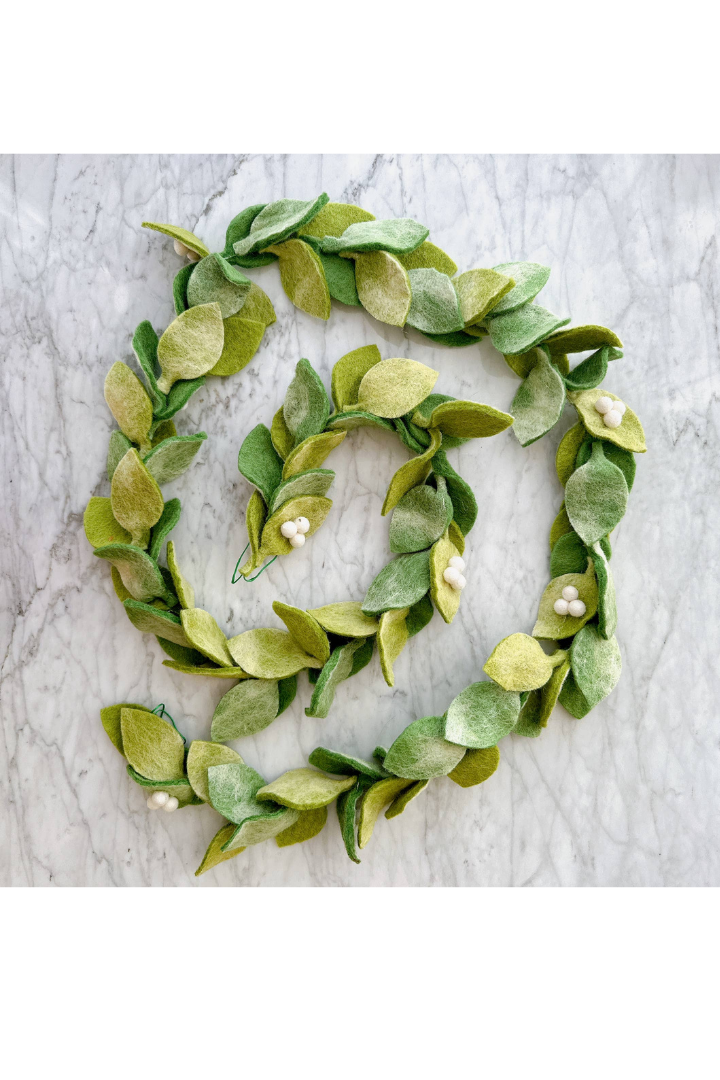 Felt Mistletoe Garland
