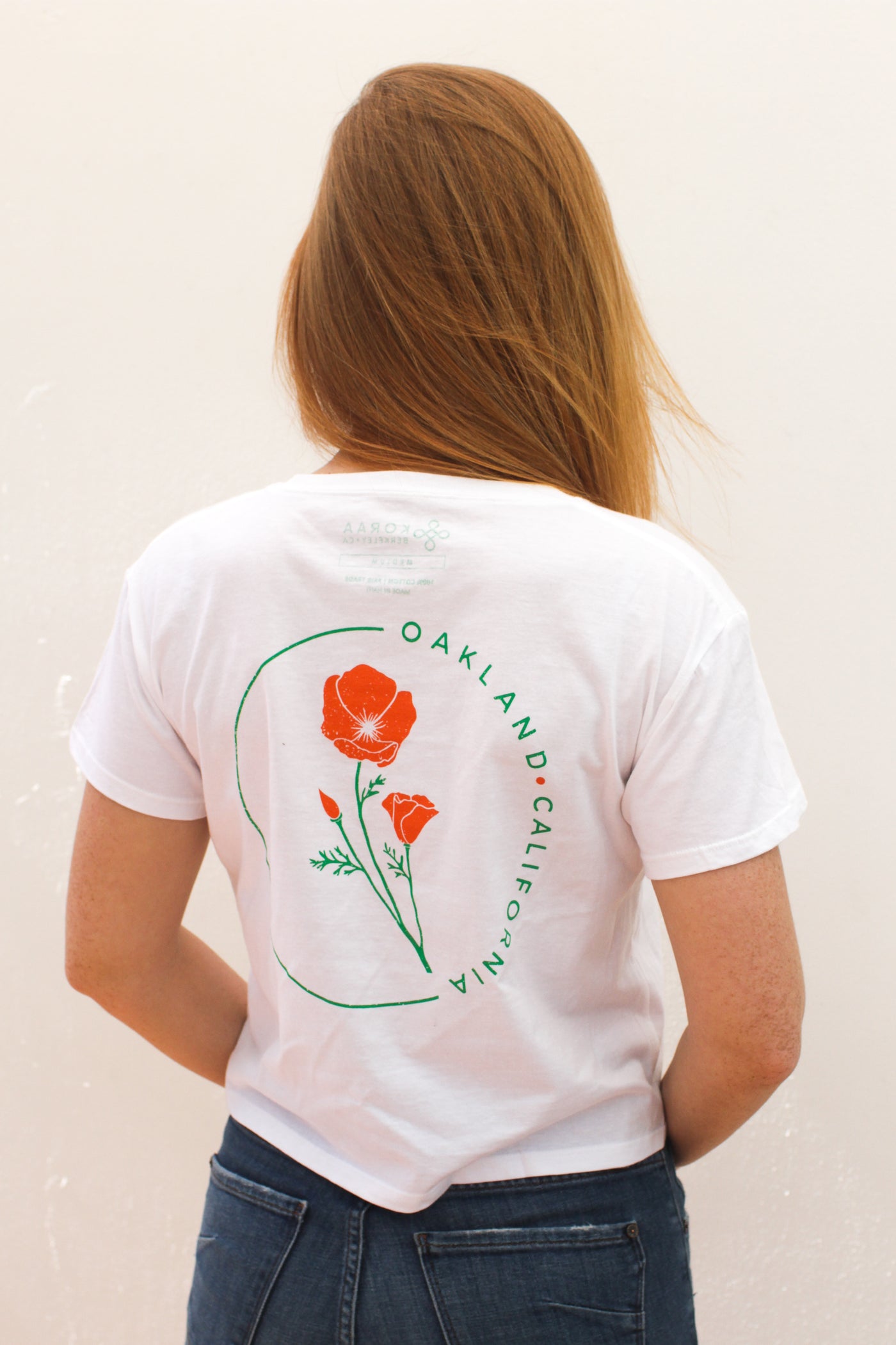 Oakland California Poppy Tee - Women's Cropped