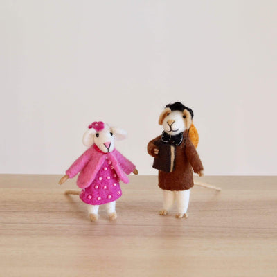 Felt Mice Family: Mama