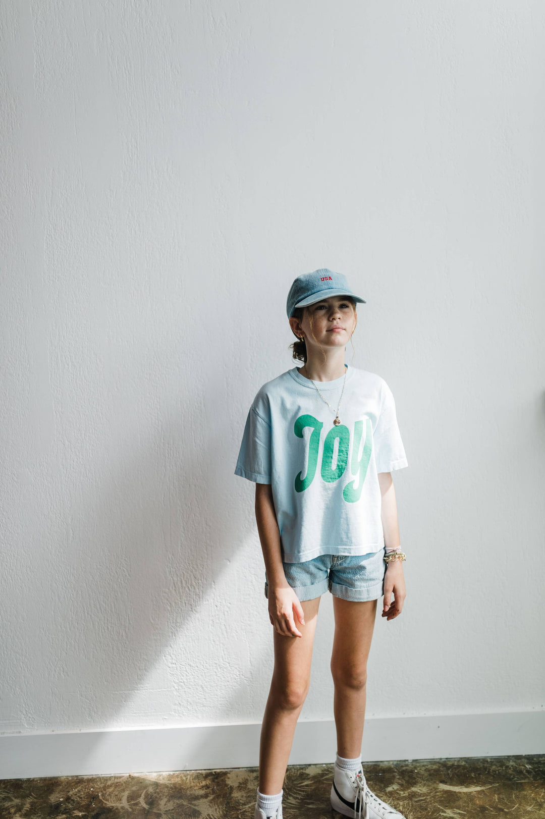 Joy Boxy Cropped Tee - Chambray – Koraa
