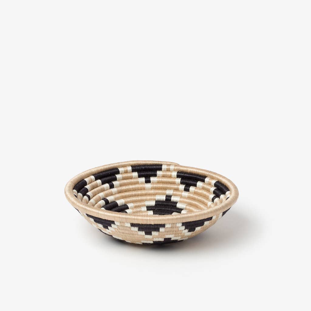 Akaneri Woven Bowls Black Diamonds - Small
