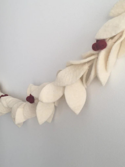 hanging garland 