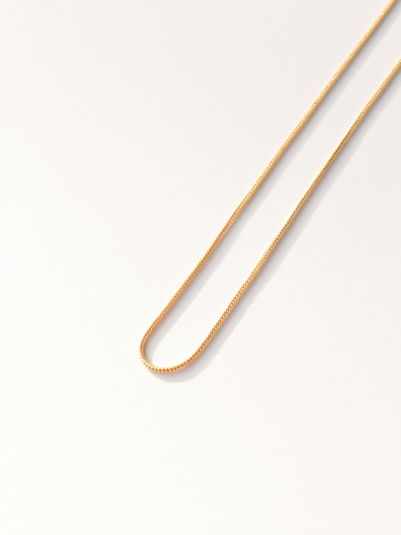 gold necklace 