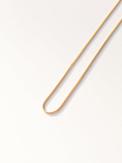 gold necklace 
