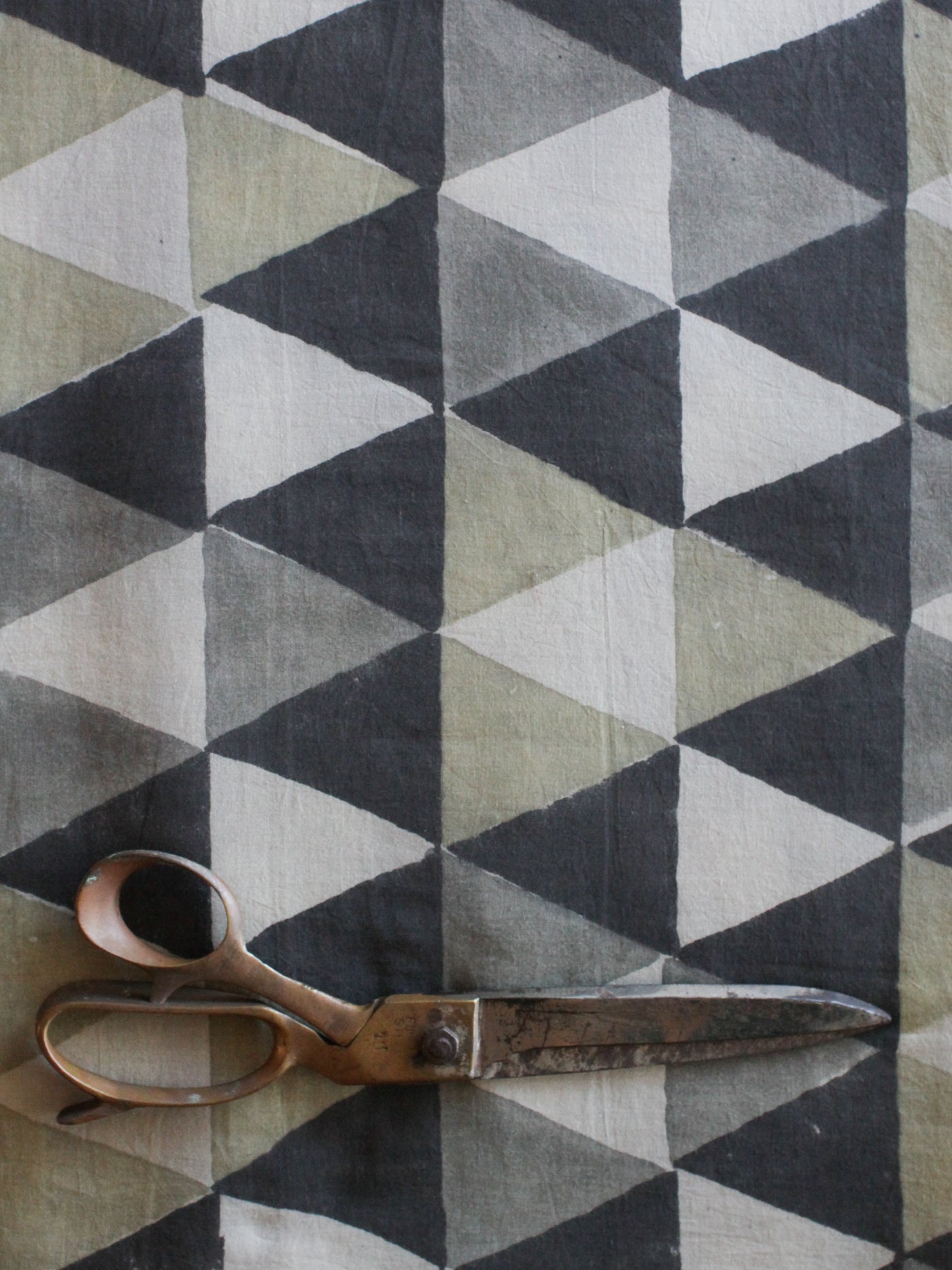 Blockprint Natural Dye Fabric #004 - Triangle Peyote