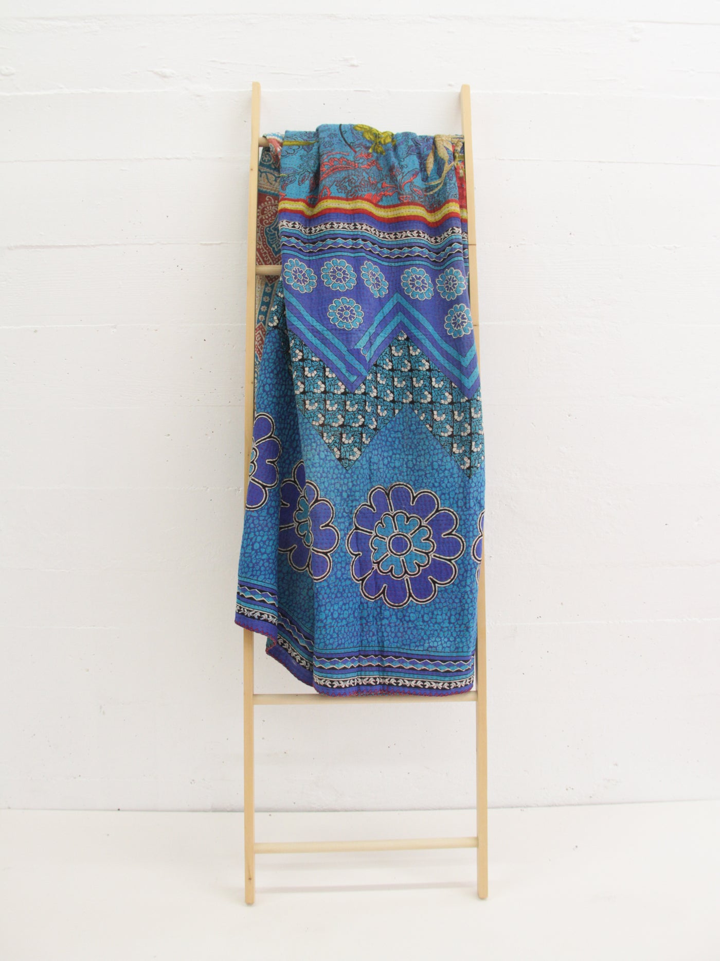 Surprise Vintage Kantha Quilt - Twin Size (Assorted Pattern)