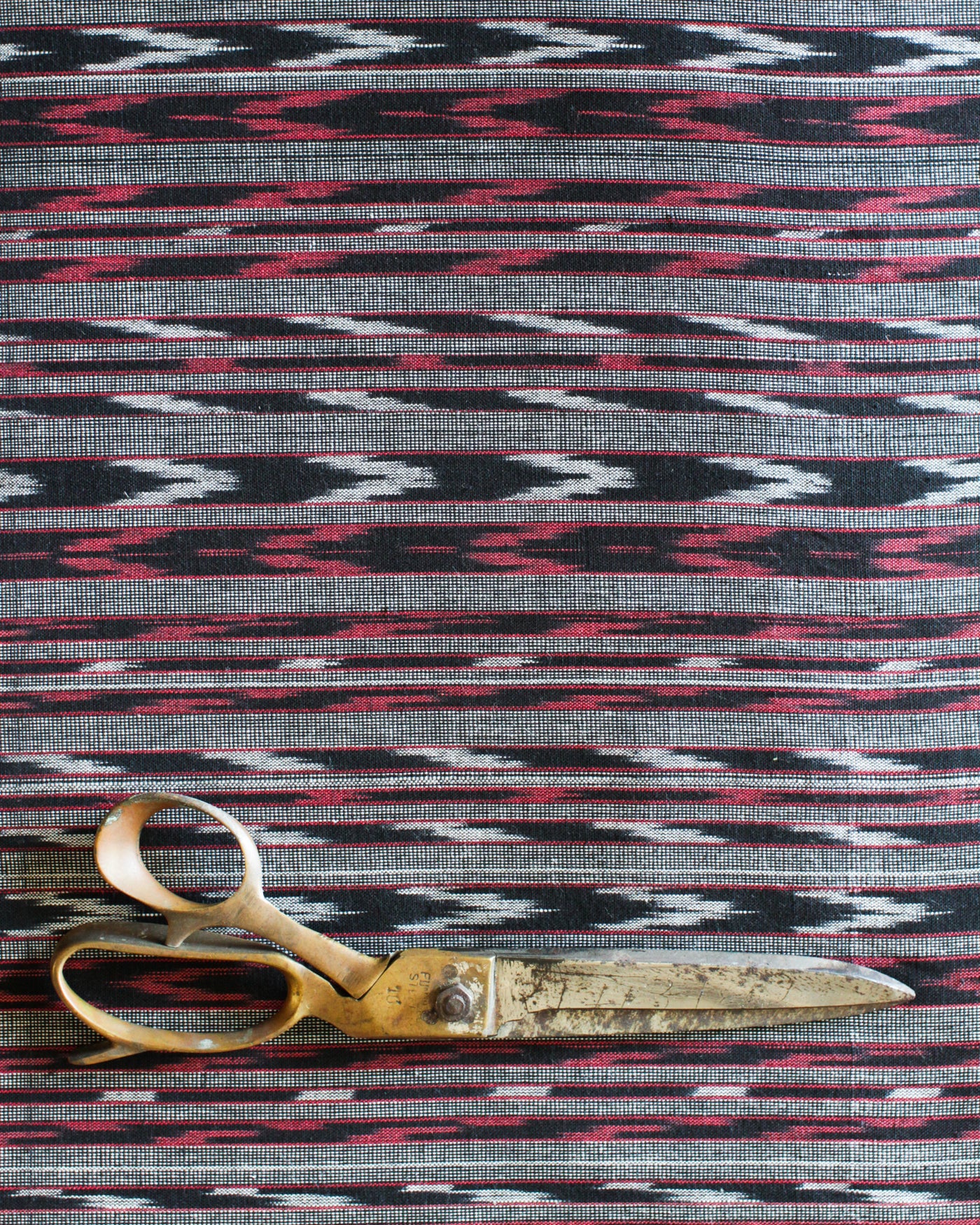 Handloom Ikat Fabric #006 - Nightshadow Samba
