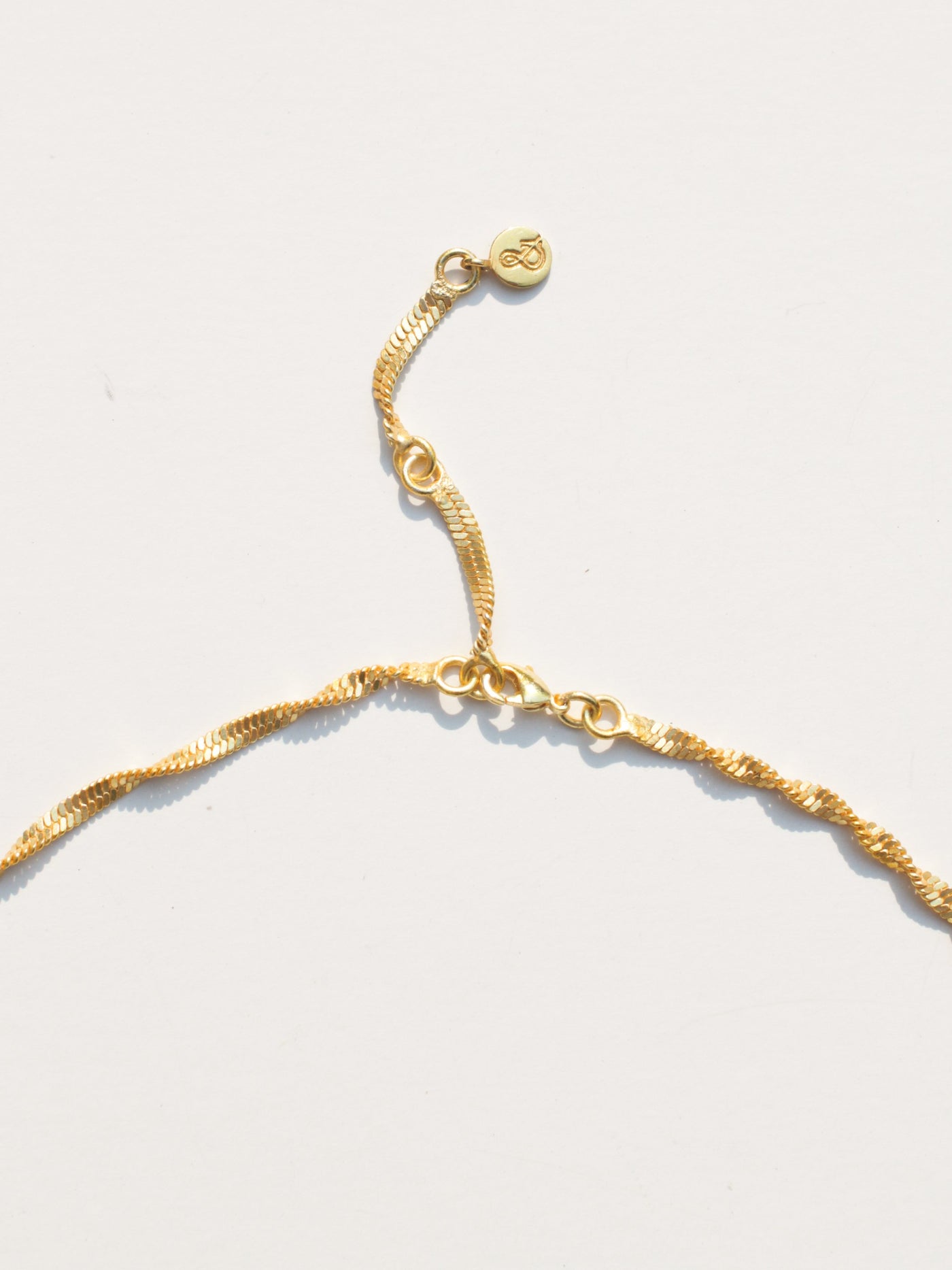 Twisted Herringbone Chain