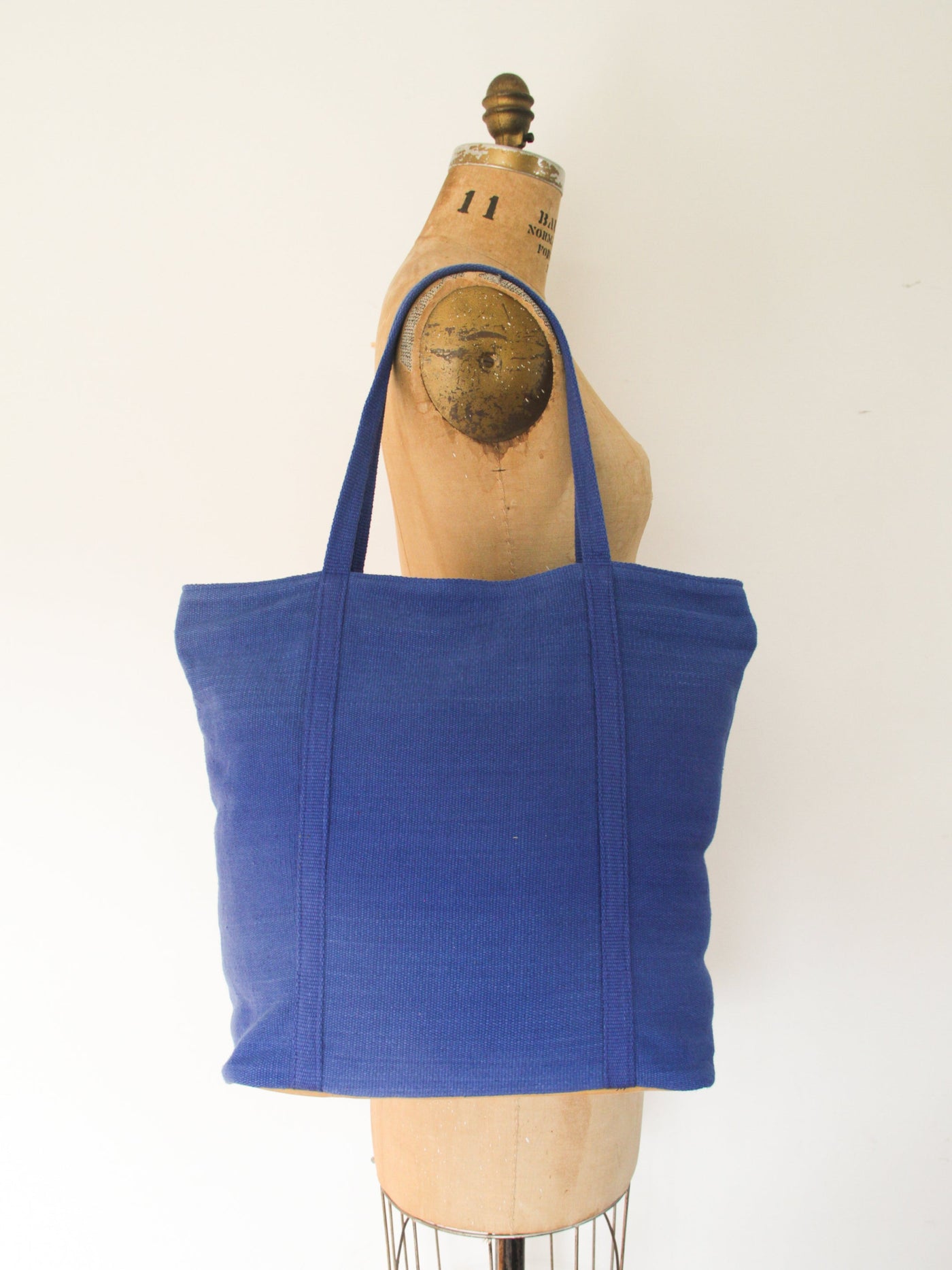 Cotton Zipped Beach Tote